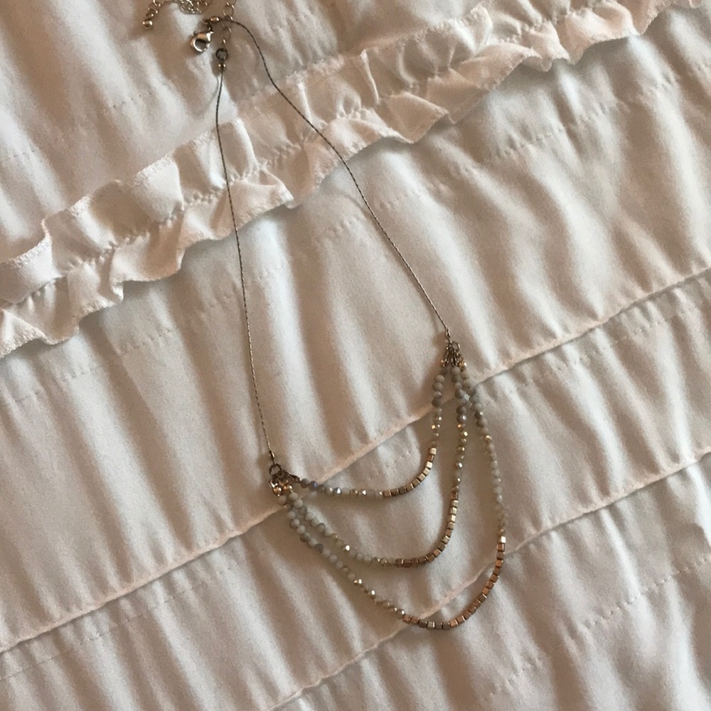 Gold w/ marble beaded necklace